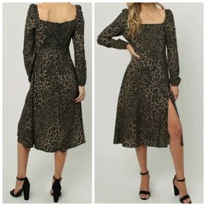 DEAR JOHN ISABELLE Neckline Dress‎ Leopard Rayon.
